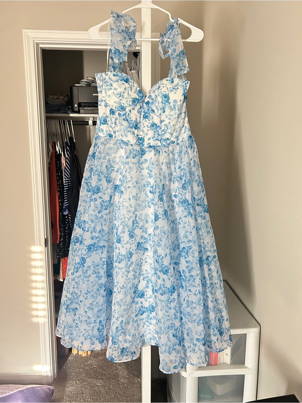 Francesca's Collections Blue & White Floral Prom Dress